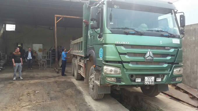 F52576CF-1FD3-4E7C-B6A8-95F8BC23056B.