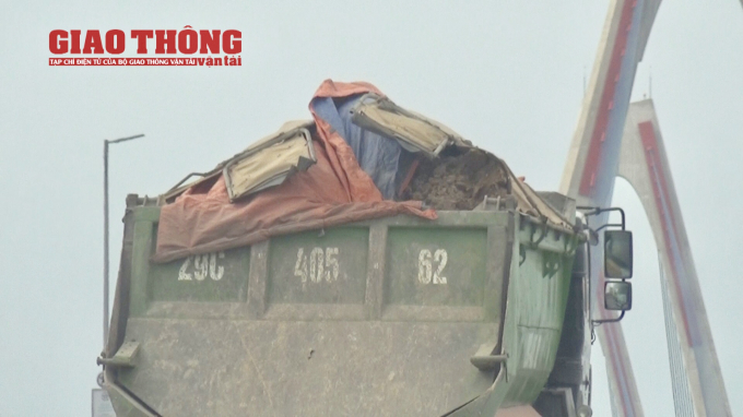 5B56CE7B-B336-4578-945B-B3CE6B08E5EA.