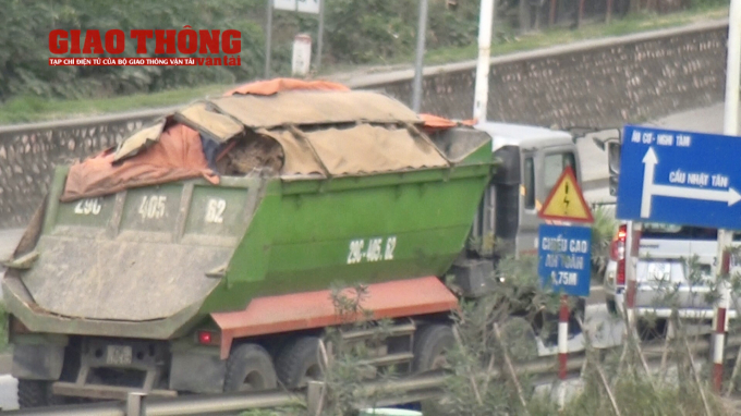 71EFE1A2-1AB9-4AE7-955A-238F8526D5F4.