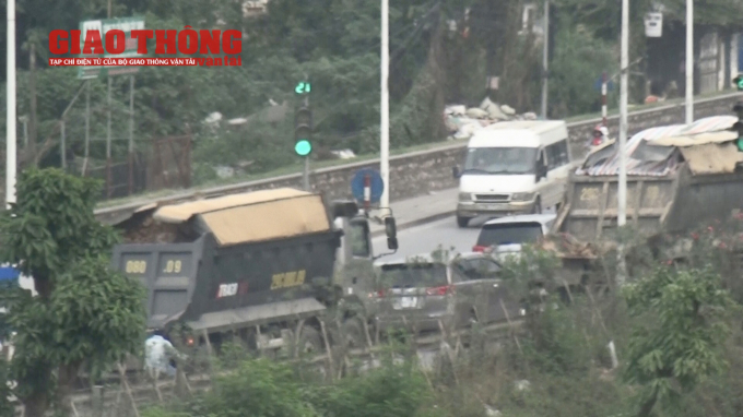 9CD0A715-7702-4BED-B7B3-0D2D48232B37.