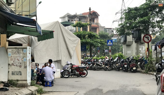 4FE45F64-6710-4730-863E-58884EDB9DBD.