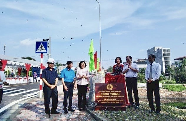 3B1B2CCA-411A-418F-BEF7-0AD8A63A1756.