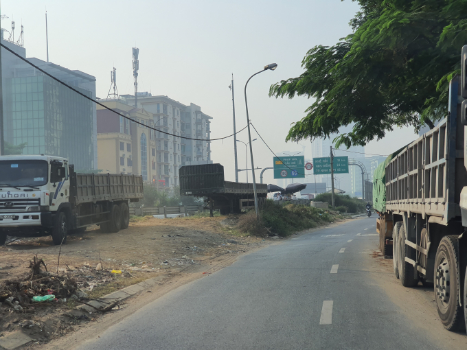 E728C774-C980-470F-925F-04C59DF4AD41.