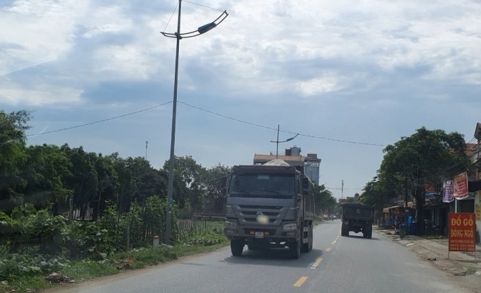 SmartSelect_20200515-084052_Video Player