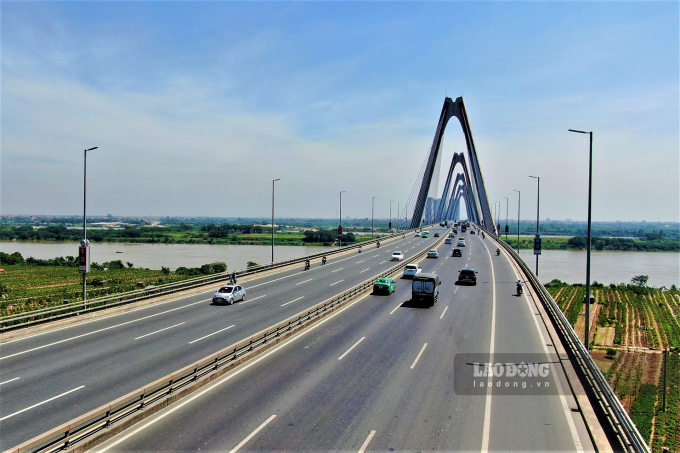 Cau-Thang-Long-Tam-D-19