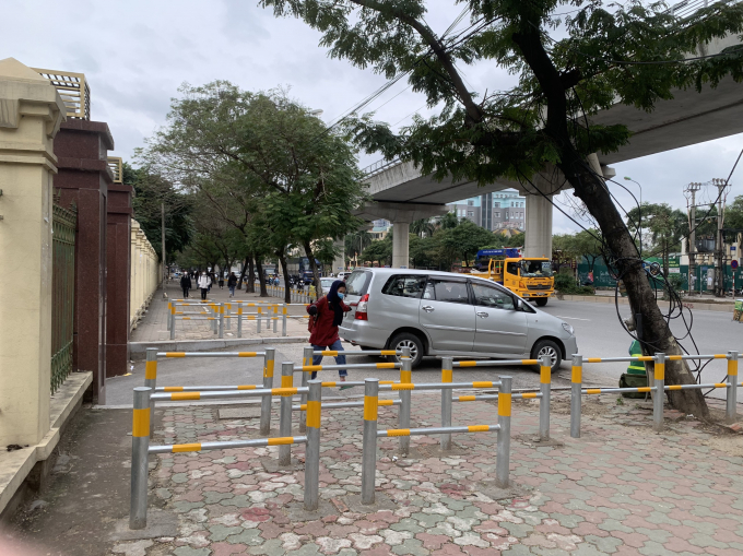 6173dc1a27e8ebb6b2f9