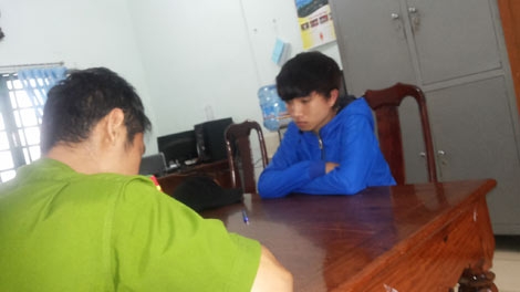 Bat-ke-nem-da-xe-khach-Thuan-Tien-Gia-Lai-khien-ta