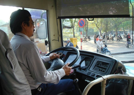 tiêu chuẩn sức khoẻ đối với người lái ô tô