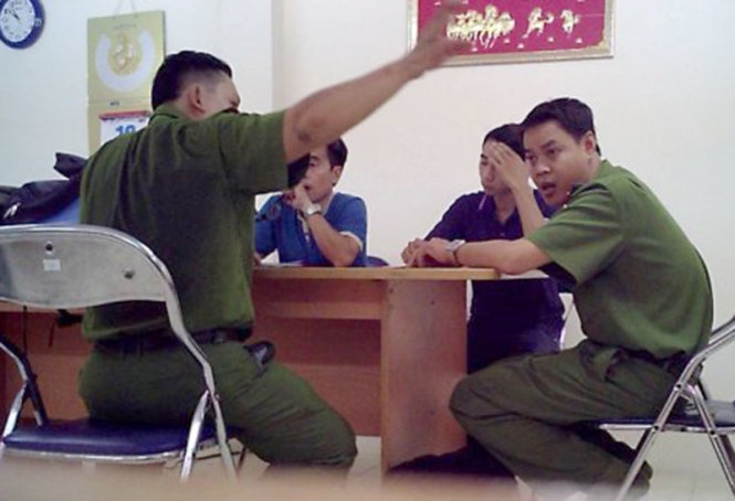 Giáng cấp cảnh sát PCCC vòi tiền doanh ngh