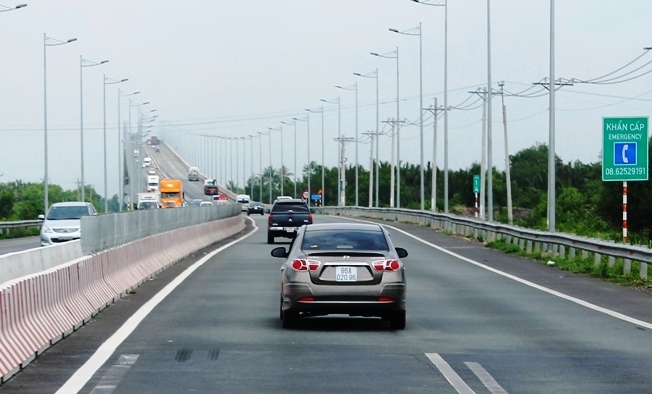 Thu phí trên cao tốc TPHCM-Long Thành-Dầu G