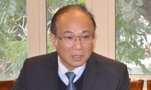 Bệnh viện Nhi cam kết xử lý xe 'dù', đọ