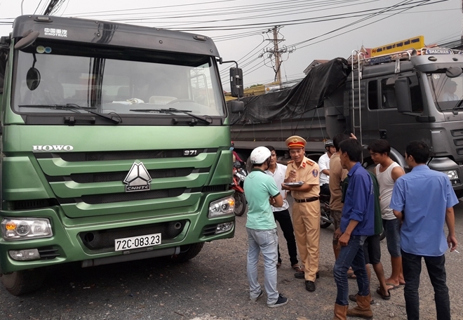 Tài xế xe tải bị đánh bất tỉnh, cướp ví cùng điện 