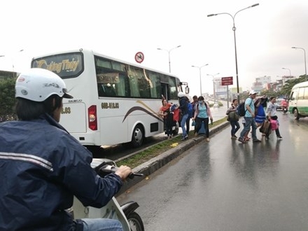 2 TPHCM- Công bố 9 điểm đón trả khách cho 