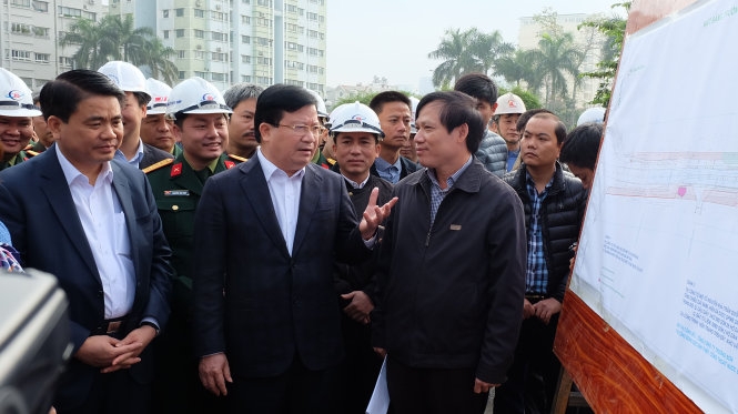 Thay đổi kết cấu đê sông Hồng- phải kha