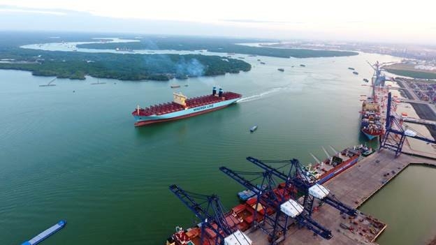 ​Hình thành cảng trung chuyển quốc tế tre