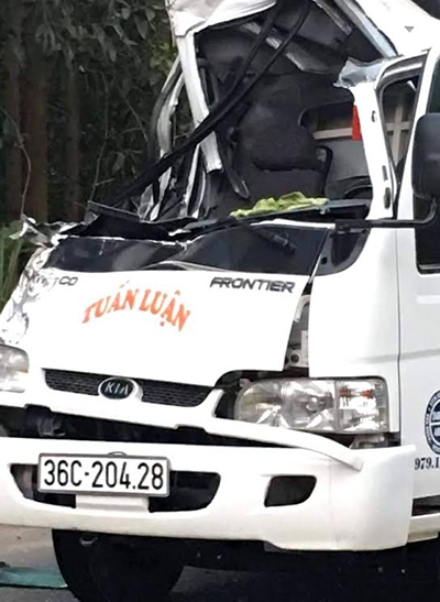 Một thượng úy công an tử vong khi hai xe 