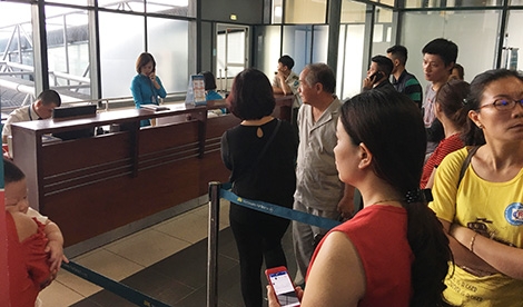 3 Hành khách tố VNA hủy chuyến Hà Nội - 