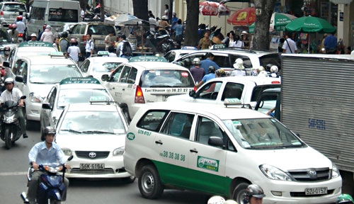 tphcm-phat-hien-tai-xe-taxi-dung-ma-tuy-tapchigiao