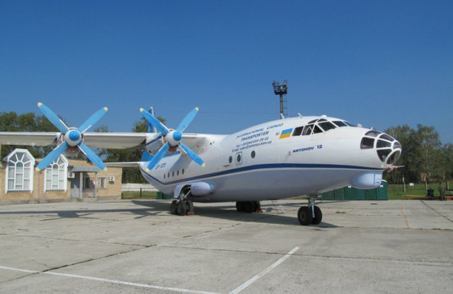 Rơi máy bay quân sự, 12 người thiệt mạn