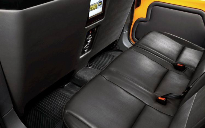 photo-1-1509208468608