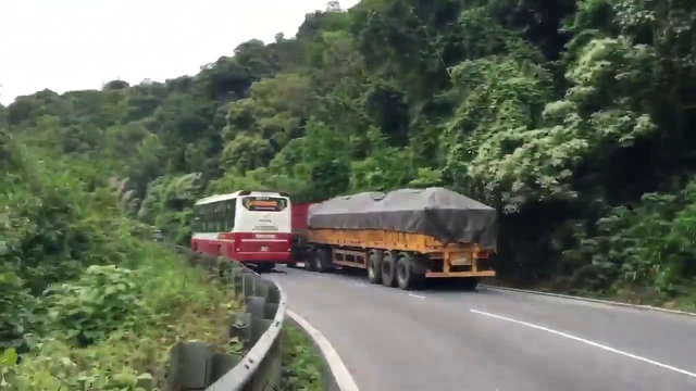 vlcsnap-2017-12-04-13h30m04s226-1512369469457