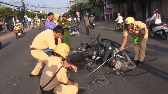 Tông xe liên hoàn, 1 người tử vong