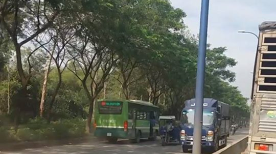 Đình chỉ tài xế xe buýt số 81 chạy ngươ