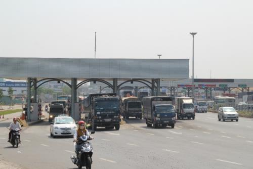 Kiến nghị dừng thu phí BOT cầu Đồng Nai