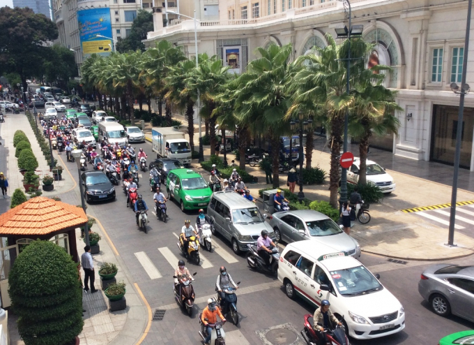 cam-luu-thong-xe-mot-so-tuyen-duong-trung-tam-dem-