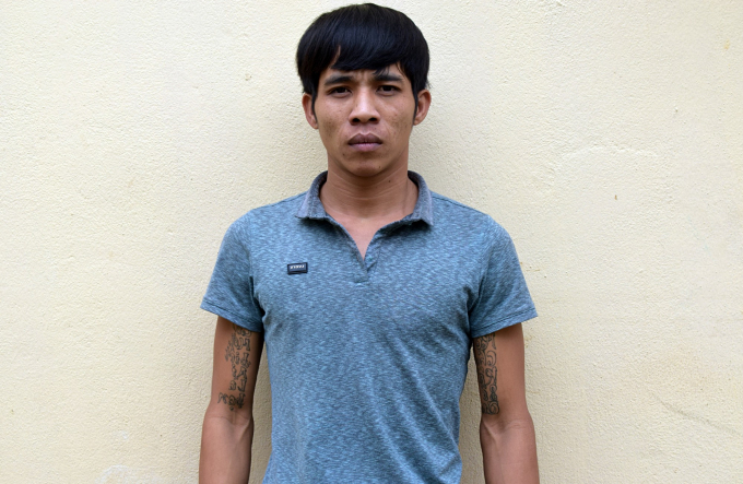 Cầm dao chặn phá xe của công an, giang hồ 9x đón T