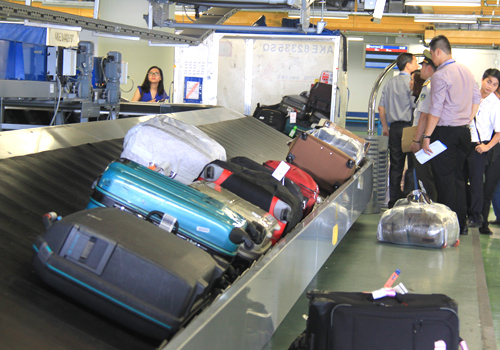 Ngành Hàng không vận động tố giác người buôn hàng 