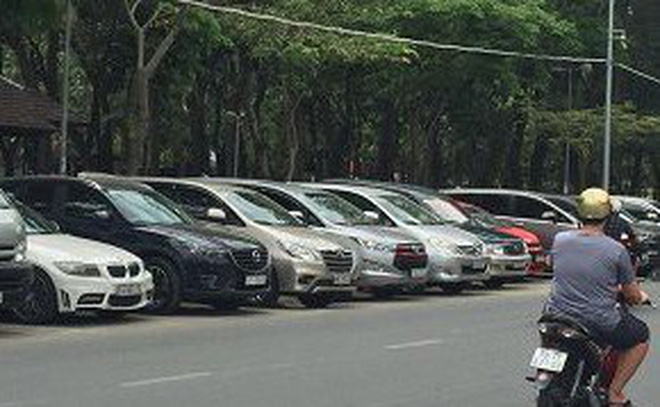 TPHCM không thu phí đỗ xe qua đêm