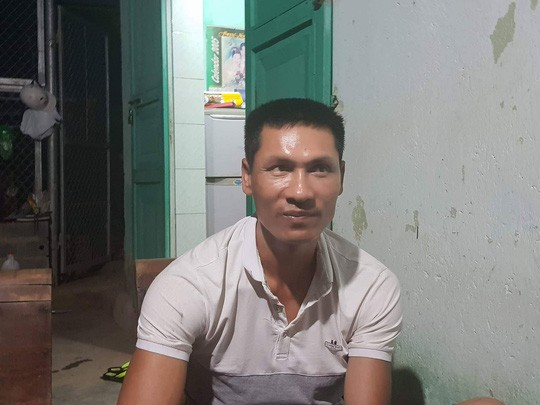 Tài xế bẻ lái cứu mạng 2 nữ sinh đối m