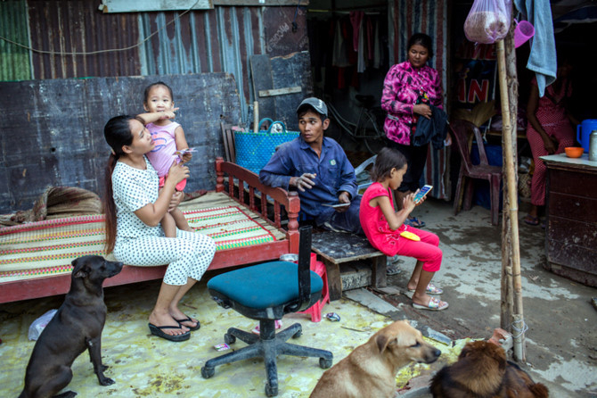 11 Nghề mót phế liệu trên công trường khu đô thị T