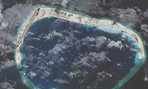 Việt Nam lên án Trung Quốc cài thiết bị gây nhiễu 