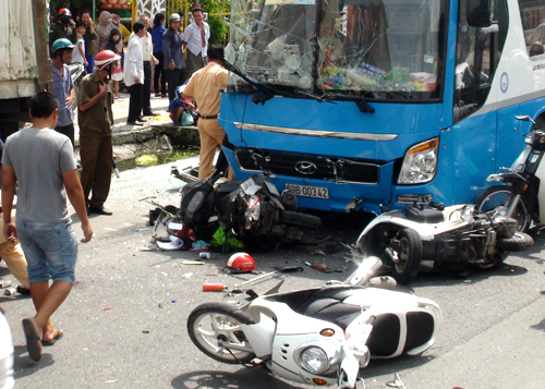 xe-giuong-nam-3505-1527573706