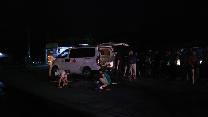 Bị xe container cán tử vong sau khi ngã xuống đườn