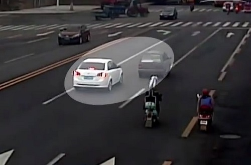 Người hùng qua đường phá tan kế hoạch b