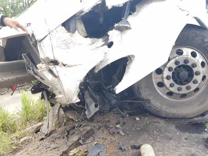 6 Cận cảnh hiện trường vụ TNGT thảm khốc khiến 13 