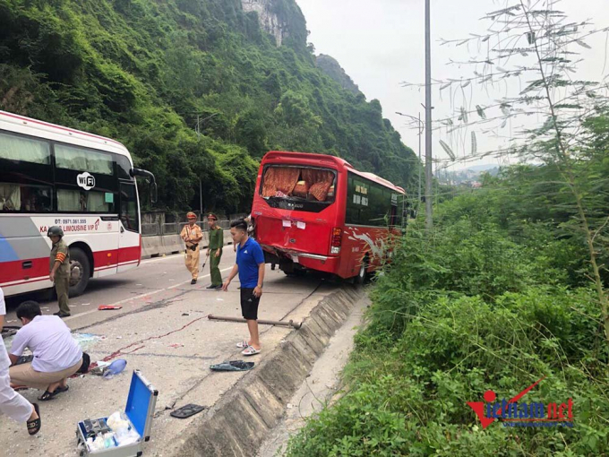 kiem-tra-xe-tren-doc-tai-xe-bi-xe-khach-huc-chet-t