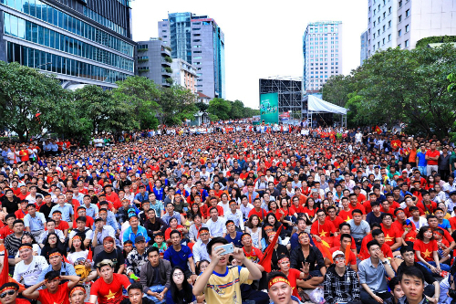 TP.HCM cấm xe vào nội đô để cổ vũ Olymp