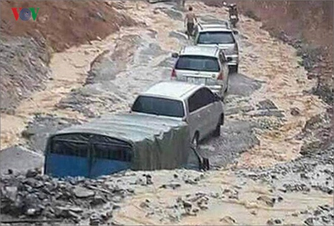 8 Lũ quét và ngập úng ở Lai Châu, giao thông nhiều