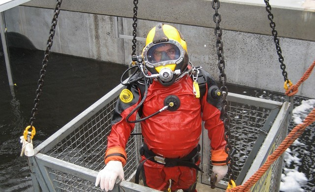 photo-1-15362285632171408824509