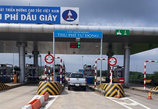 Gần 1.000 phương tiện lựa chọn thu phí tự động trê