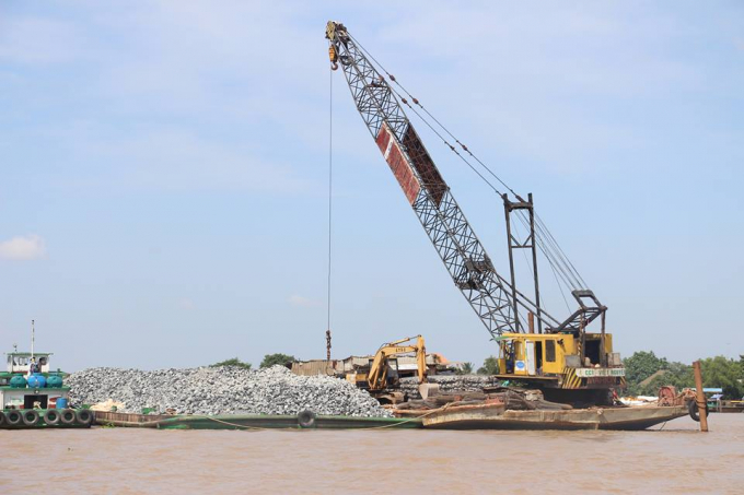 Hạn chế phương tiện lưu thông trên sông Sài Gòn