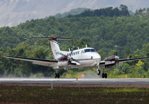 may-bay-3557-1539253347