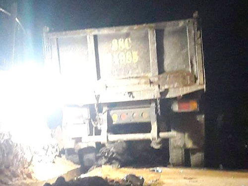 Nữ sinh lớp 10 bị xe tải cuốn vào gầm