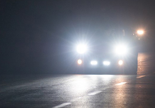 den-xe-9672-1540615543