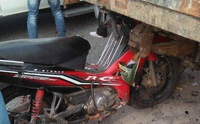 photo-1-1542600392676727202435