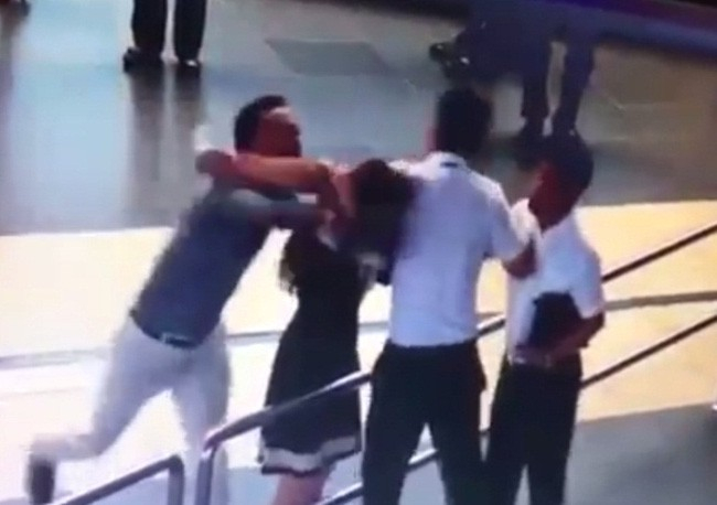 photo-1-15432442107181176222382